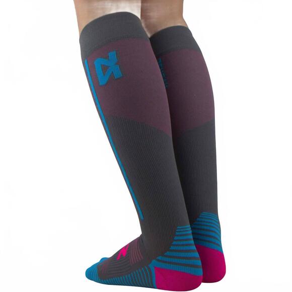 NEW ZENSAH unisex featherweight compression socks in slate/neon pink - Picture 2 of 2